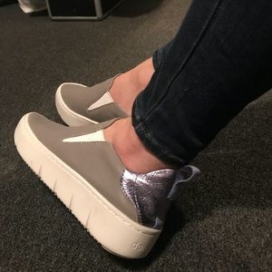 Dolce vita sneakers size 6